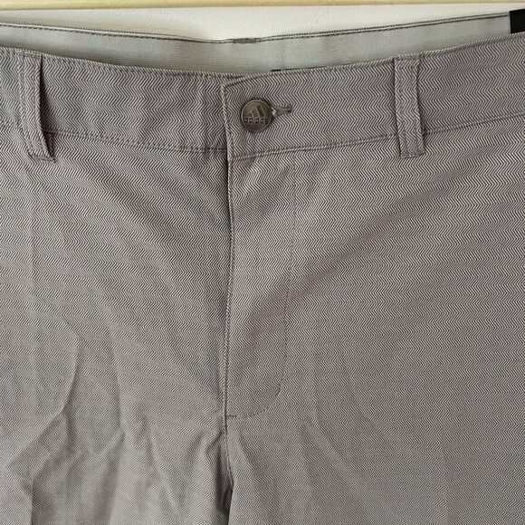 New Adidas Golf Shorts Mens Size 40 Gray herringbone woven ultimate 365 - Picture 2 of 7